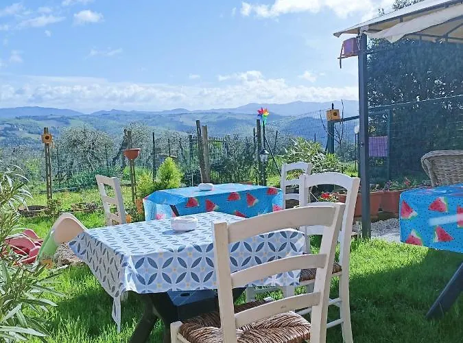 Un Posto Nel Oda ve Kahvaltı Siena